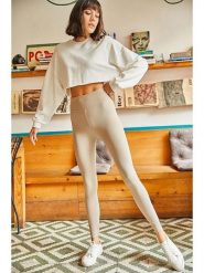 Olalook Legginsy w kolorze beżowym rozmiar: S. Brązowe legginsy Olalook, s, bez wzorów, z podwyższonym stanem. Za 48.45 zł.