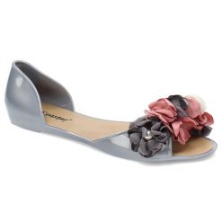 Szare Sandały Seastar Blue Modne Obuwie Damskie. Szare sandały Seastar Blue, bez wzorów, z materiału, eleganckie, bez obcasa, na płaskiej podeszwie, bez zapięcia. Za 59.99 zł.