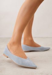 Niebieskie Balerinki z Imitacji Zamszu ze Szpiczastym Noskiem Melikel. Niebieskie baleriny Renee, bez wzorów, z satyny, ze szpiczastym noskiem, bez obcasa. Za 89.99 zł.