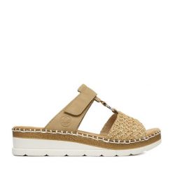 Klapki Rieker. Brązowe klapki Rieker, bez wzorów, bez obcasa. Za 319.99 zł.