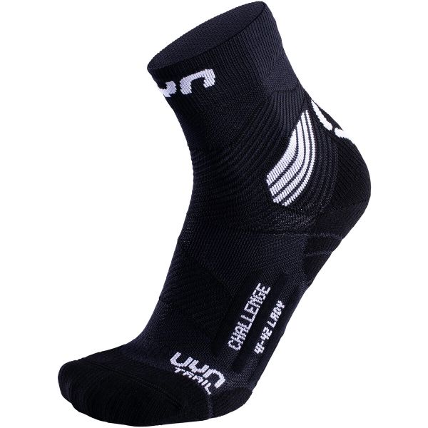 Skarpety do biegania RUN TRAIL CHALLENGE LADY r.37-38. Czarne skarpety Uyn, bez wzorów, z dzianiny. Za 99.99 zł.
