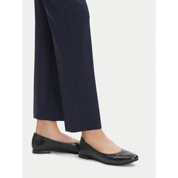 Baleriny Lasocki. Czarne baleriny Lasocki, bez wzorów, bez obcasa. Za 149.99 zł.