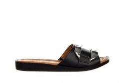 Klapki Bayla-161 037 34 01 Black 161449, Czarny, Skóra naturalna - 38. Czarne klapki Bayla, z aplikacjami, z materiału, bez obcasa. W wyprzedaży za 169.00 zł.
