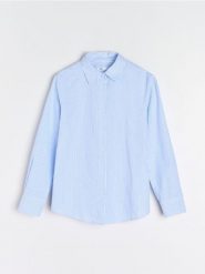 Bawełniana koszula regular fit w paski - błękitny. Niebieskie koszule Sinsay, l, bez wzorów, z bawełny, bez kołnierzyka, bez ramiączek. Za 49.99 zł.