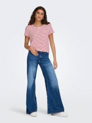 JDY Koszulka "Sissy" w kolorze jasnoróżowym rozmiar: XS. Różowe bluzki JDY, xs, bez wzorów, z wiskozy, bez kołnierzyka, bez ramiączek. Za 39.68 zł.