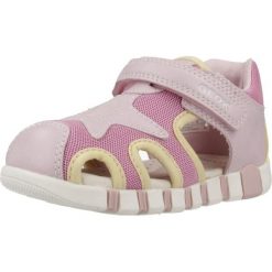 Sandały GEOX B SANDAL IUPIDOO GIR Rose. Czerwone sandały Geox, bez wzorów, z syntetyku, sportowe, bez obcasa, bez zapięcia. Za 189.99 zł.