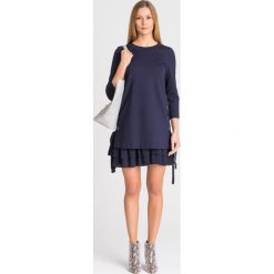 SUKIENKA TWINSET. Niebieskie sukienki Twinset, na co dzień, bez wzorów, z materiału, bez kołnierzyka, bez ramiączek, mini, proste. Za 809.40 zł.
