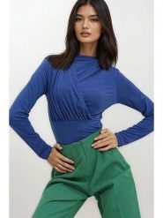Trendyol Bluzka w kolorze granatowym rozmiar: XL. Niebieskie bluzki Trendyol, xl, bez wzorów, bez kołnierzyka, bez ramiączek. Za 48.39 zł.