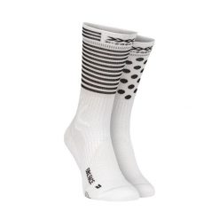 Skarpety rowerowe X-Socks Bike Race 4.0. Białe skarpety X Socks, bez wzorów. W wyprzedaży za 96.00 zł.