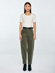 BIG STAR Koszulka w kolorze kremowym rozmiar: M. Brązowe bluzki Big Star, m, bez wzorów, retro, bez kołnierzyka, bez ramiączek. Za 37.99 zł.