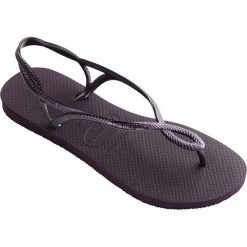 Havaianas - Sandały. Fioletowe sandały Havaianas, bez wzorów, z materiału, bez obcasa, bez zapięcia. W wyprzedaży za 69.90 zł.