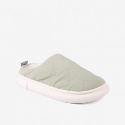 Kapcie damskie Coqui 40/41 zielone. Zielone obuwie domowe Coqui, bez wzorów, bez zapięcia. Za 131.99 zł.