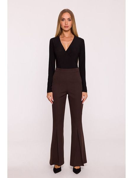 Made of emotion Spodnie w kolorze brązowym rozmiar: L. Brązowe spodnie materiałowe Made Of Emotion, l, bez wzorów, z materiału, z podwyższonym stanem. Za 184.99 zł.