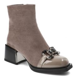 Beżowe Botki S.Barski Eleganckie Obuwie Damskie Na Obcasie. Brązowe botki S.BARSKI, bez wzorów, bez obcasa, na obcasie, bez zapięcia. Za 239.00 zł.