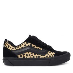 Tenisówki Vans. Czarne trampki Vans, bez wzorów, bez zapięcia. Za 429.99 zł.