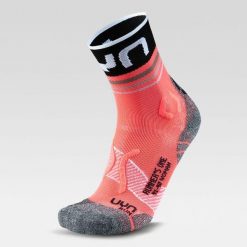 Skarpety do biegania WOMAN RUNNER'S ONE SHORT SOCKS r.41-42. Czarne skarpety Uyn, bez wzorów. Za 89.99 zł.