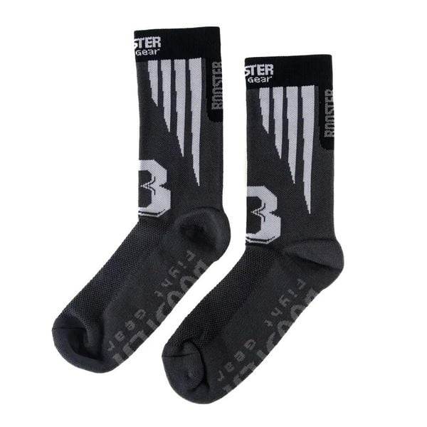 Skarpetki Booster Fight Gear Rapid Strike Pro 1. Czarne skarpety BOOSTER FIGHT GEAR, bez wzorów, ze skóry. Za 116.50 zł.