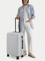 GINO ROSSI Walizka średnia CEO-GIN-M-003-05-SILVER2 Srebrny. Szare walizki Gino Rossi, bez wzorów, średnie. Za 279.99 zł.