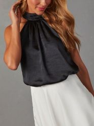 Milan Kiss Bluzka w kolorze czarnym rozmiar: M. Czarne bluzki Milan Kiss, m, bez wzorów, bez kołnierzyka, bez ramiączek. Za 114.98 zł.