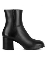 Sergio Bardi Botki WB-E1095-02SB Czarny. Czarne botki Sergio Bardi, bez wzorów, ze skóry, bez obcasa, na słupku, bez zapięcia. Za 369.99 zł.
