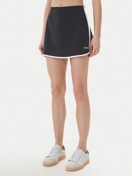 Guess Spódnico-szorty V6GD06 K3000 Czarny Regular Fit. Czarne spódnice Guess, z aplikacjami, z materiału. Za 172.99 zł.