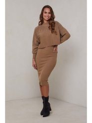 Soft Cashmere 2-częściowy zestaw w kolorze karmelowym rozmiar: 38/40. Brązowe sukienki Soft Cashmere, bez wzorów, z dzianiny, klasyczne, bez kołnierzyka, bez ramiączek, midi. Za 132.05 zł.