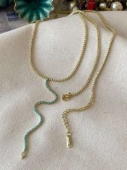 Luseera Pozłacany naszyjnik z cyrkoniami - dł. 58 cm rozmiar: onesize. Niebieskie naszyjniki Luseera, z cyrkonią, pozłacane. Za 43.99 zł.