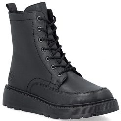 Skórzane botki damskie workery na platformie czarne Rieker 70410-00. Czarne botki Rieker, bez wzorów, ze skóry, bez obcasa, na platformie, bez zapięcia. Za 429.00 zł.