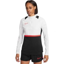 Bluza Damska Academy 21 DriFIT Quarter Zip Drill Top. Białe bluzy Nike, bez wzorów, bez kaptura. Za 151.99 zł.