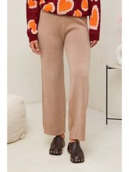 Soft Cashmere Spodnie w kolorze karmelowym rozmiar: 38/40. Brązowe spodnie materiałowe Soft Cashmere, na co dzień, bez wzorów, z materiału, z podwyższonym stanem. Za 113.99 zł.