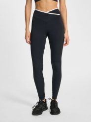 Damskie legginsy z wysokim stanem Hummel Wrap. Czarne legginsy sportowe Hummel, l, bez wzorów, z materiału, z podwyższonym stanem, na fitness i siłownię. Za 286.00 zł.