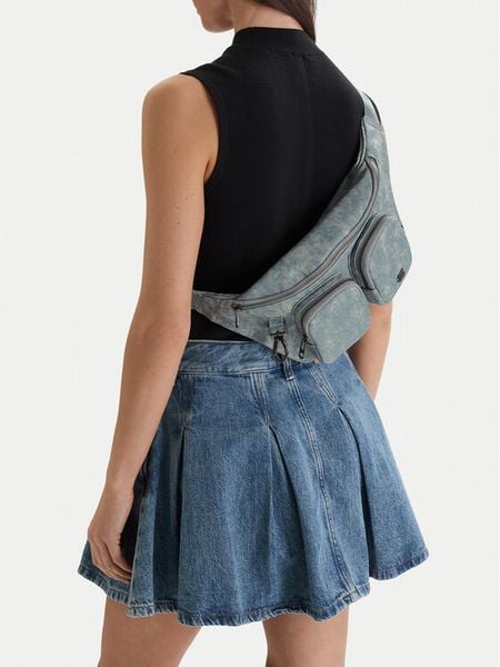 G-Star Raw Torebka EO-LDA8478 Niebieski. Niebieskie torebki klasyczne G-Star Raw, bez wzorów, z materiału, bez dodatków. Za 133.99 zł.