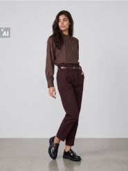 Jeansy paperbag z paskiem - czerwony. Czerwone jeansy Sinsay, bez wzorów. Za 69.99 zł.