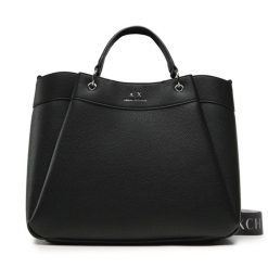 Torebka Armani Exchange. Czarne torebki klasyczne Armani Exchange, bez wzorów, bez dodatków. Za 549.99 zł.