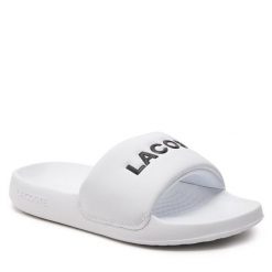 Klapki Lacoste. Białe klapki Lacoste, bez wzorów, bez obcasa. Za 119.99 zł.