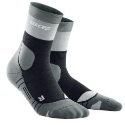 Skarpety do trekkingu damskie CEP Hiking z wełną merino kompresyjne krótkie. Brązowe skarpety CEP, bez wzorów, z wełny. Za 69.00 zł.