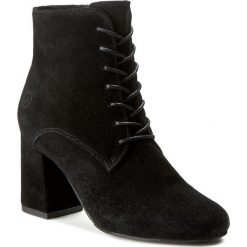 Botki BRONX - 33884-C BX 995 Black 01. Czarne botki Bronx, bez wzorów, z materiału, bez obcasa, bez zapięcia. W wyprzedaży za 299.00 zł.