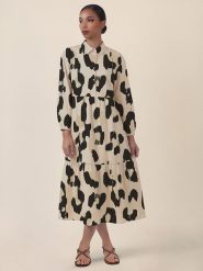 APART Sukienka w kolorze beżowo-czarnym rozmiar: 34. Brązowe sukienki Apart, bez wzorów, bez kołnierzyka, bez ramiączek, midi. Za 344.95 zł.