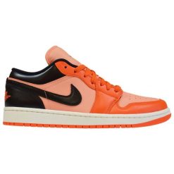 Buty damskie sportowe Air Jordan 1 Low SE WMNS - DM3379-600. Brązowe obuwie sportowe Jordan, bez zapięcia, do koszykówki. Za 787.77 zł.