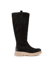 Lasocki Kozaki WI23-BULGY-06 Czarny. Czarne kozaki Lasocki, ze skóry, bez obcasa, na płaskiej podeszwie, bez zapięcia. Za 349.99 zł.