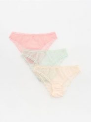 Majtki figi z siateczki 3 pack - różowy. Czerwone figi Reserved, l, bez wzorów. Za 59.99 zł.