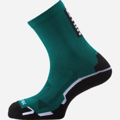 Skarpety do biegania w terenie Millet Intense Mid Socks Czarny. Zielone skarpety Millet, bez wzorów, z tkaniny. Za 99.00 zł.