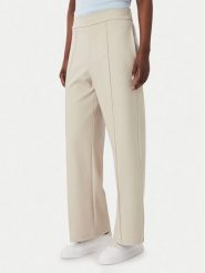 Calvin Klein Spodnie materiałowe LV044G210G Beżowy Relaxed Fit. Brązowe spodnie materiałowe Calvin Klein, m, bez wzorów, z materiału. Za 489.99 zł.