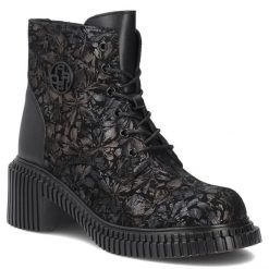Skórzane botki damskie na klocku w kwiaty czarne Filippo DBT8072/26. Czarne botki Filippo, bez wzorów, ze skóry, bez obcasa, bez zapięcia. Za 269.99 zł.