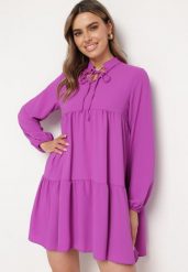 Fioletowa Rozkloszowana Sukienka z Falbanką Uxaria. Fioletowe sukienki Born2be, uniwersalny, z aplikacjami, eleganckie, bez kołnierzyka, bez ramiączek, mini, rozkloszowane. Za 99.99 zł.