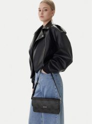 Guess Torebka Sadie HWOS81 18190 Szary. Szare torebki klasyczne Guess, z aplikacjami, ze skóry, bez dodatków. Za 719.99 zł.