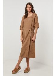 Lin Passion Lniana sukienka w kolorze jasnobrązowym rozmiar: 36/38. Brązowe sukienki Lin Passion, na co dzień, z aplikacjami, ze lnu, klasyczne, bez kołnierzyka, bez ramiączek, midi, proste. Za 173.99 zł.