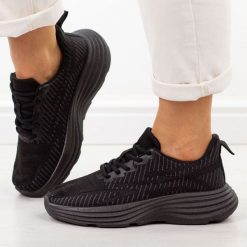 Czarne sportowe buty damskie Filippo Dtn7868/26. Czarne obuwie sportowe Filippo, na lato, z dresówki, bez zapięcia, trekkingowe. Za 119.00 zł.