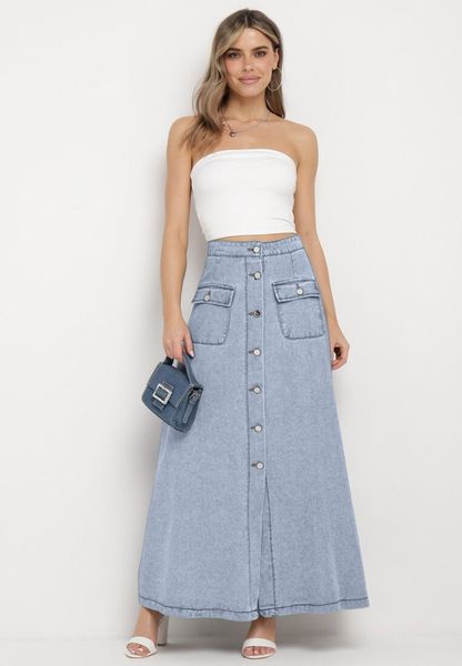 Jasnoniebieska Trapezowa Spódnica Maxi Bawełniana Jeansowa z Guzikami i Kieszeniami z Klapami Zrissa. Niebieskie spódnice Born2be, na co dzień, m, bez wzorów, z bawełny, eleganckie, maxi, koszulowe. Za 94.99 zł.