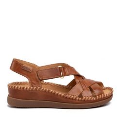 Sandały Pikolinos. Brązowe sandały Pikolinos, bez wzorów, bez obcasa, na płaskiej podeszwie, bez zapięcia. Za 339.99 zł.